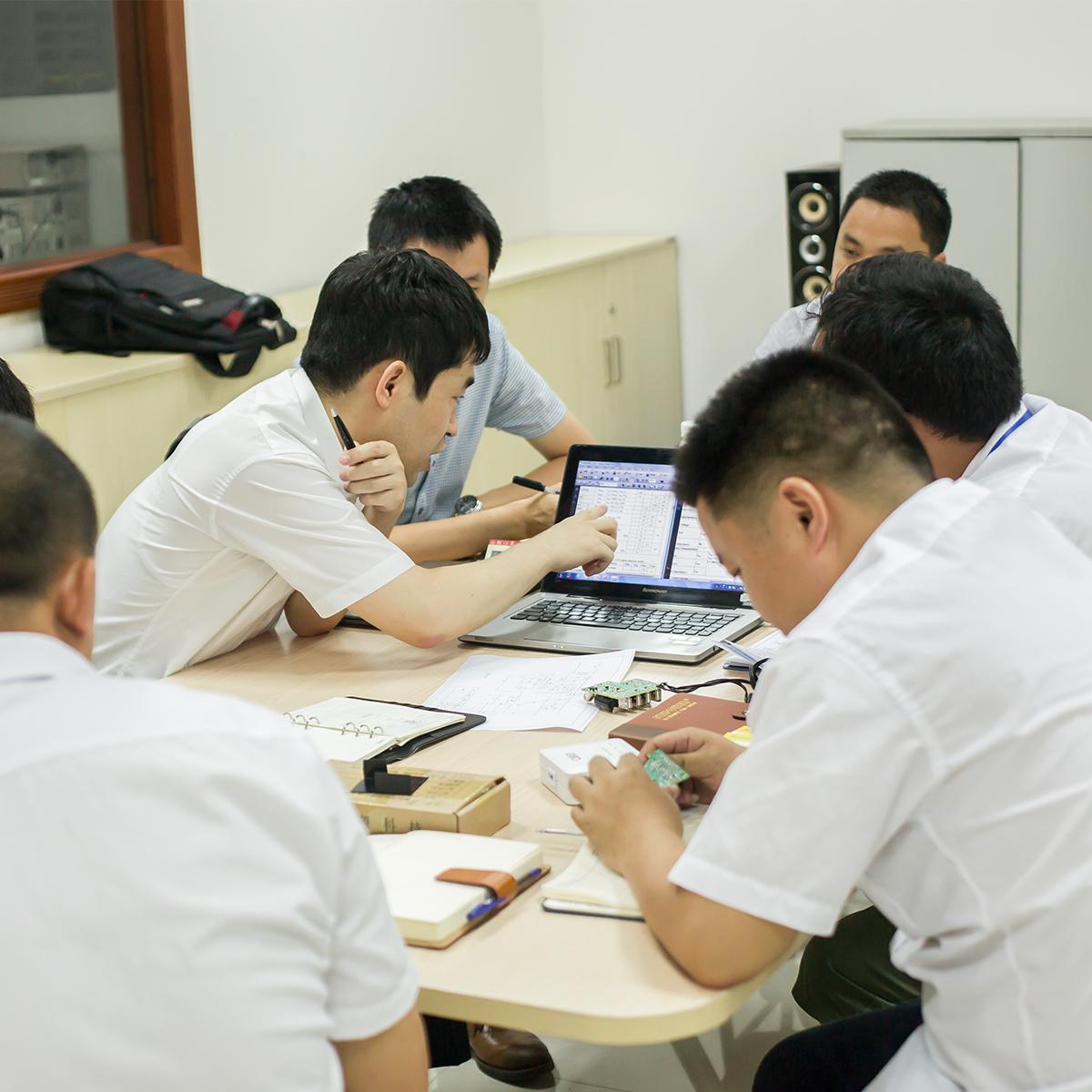 電源適配器|未來的發展趨勢是什么？——[飛天鷹電源適配器]