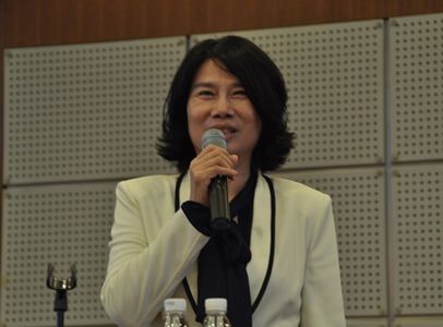 格力董明珠 董明珠雷軍 格力汽車 董明珠捅破窗戶紙